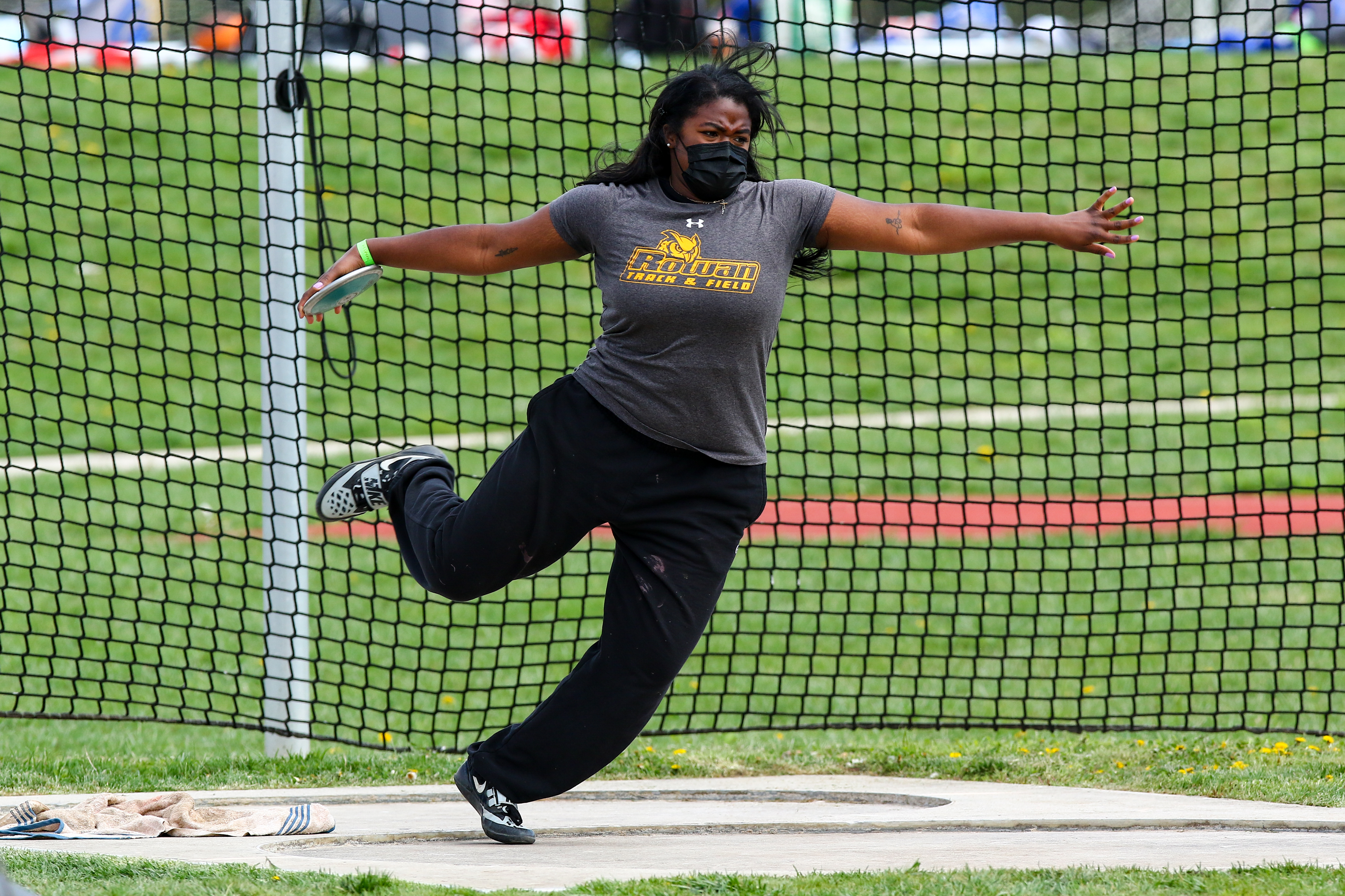 Rowan Womens Track and Field Hold Their Own at the Philadelphia Metropolitan Collegiate Invitational The Whit Online